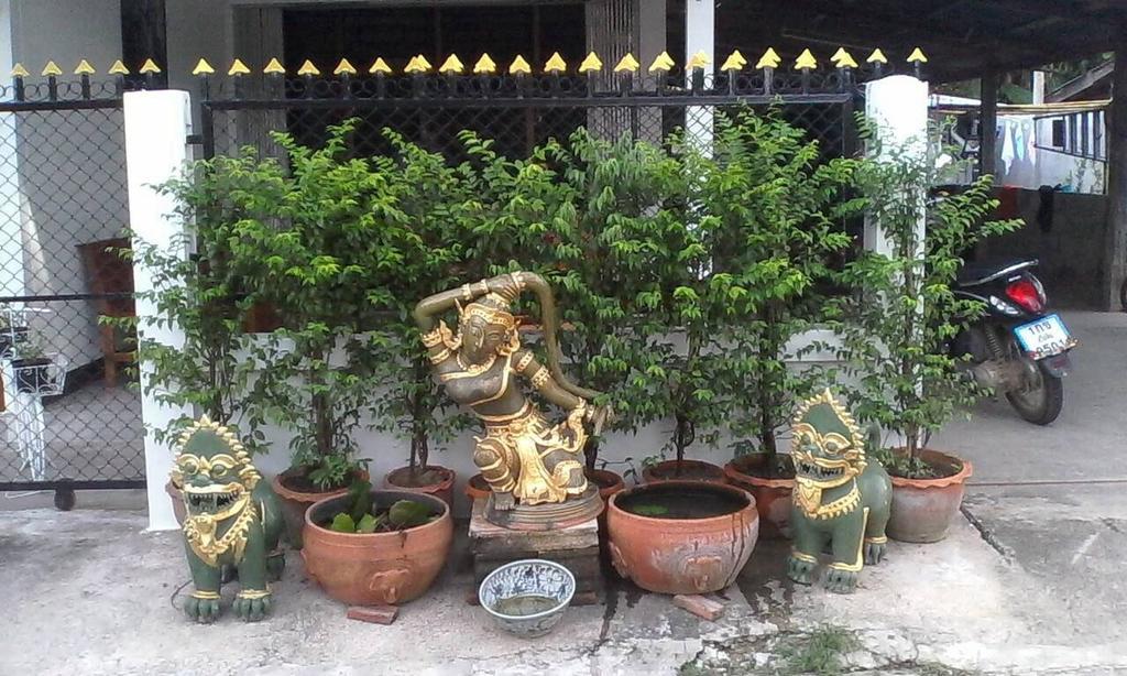 Space Ben Guest House @ Muangkao Sukhothai Exterior photo